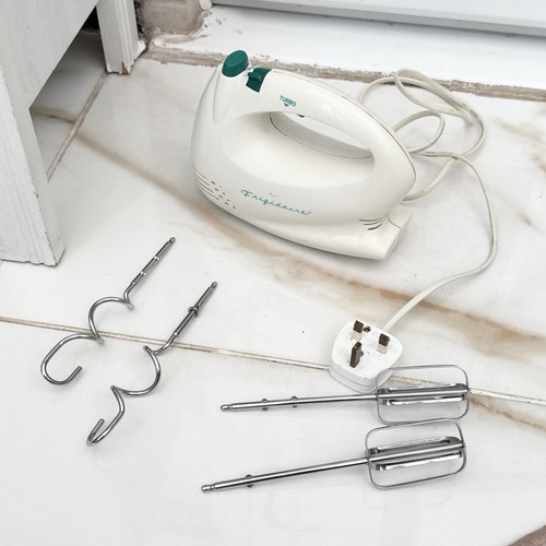 Elektrischer alter handmixer - elektrischer,