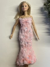 Barbie Kleider NEU