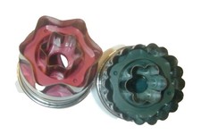 TCM Tchibo Plätzchenausstecher, Stern u. Blume