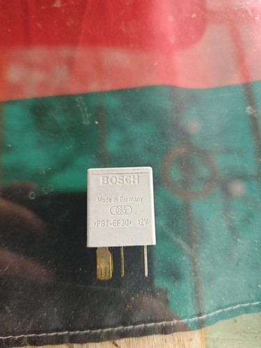 Toyota relay bosch 0332011001 - toyota,