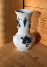 Handbemalte Porzellanvase –
