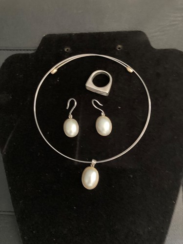 Schmuck dazu ein - schmuck,,