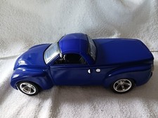 1:18 Maisto Chevrolet SSR blau