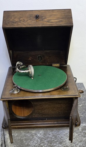 Tischgrammophon von rex - von,