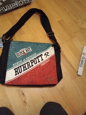 Robin ruth ruhrpott - robin,