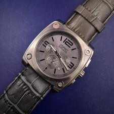 Markante Esprit Herren Uhr –