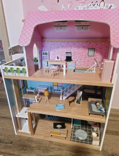 Puppenhaus mit möbeln und - mit,