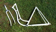 DDR Fahrradrahmen wohl Mifa 26 Zoll Damenrad mit Fahrradgabel grundiert