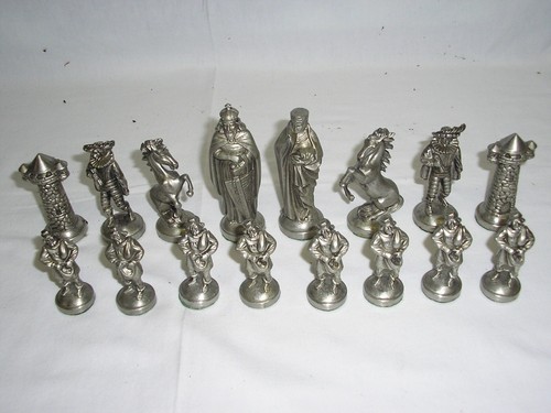 Schachfiguren aus zinn - aus,