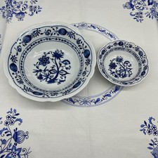 2 Stk Zwiebelmuster Schüssel Dm. 13cm & 21,5cm mit kleinen reparierten Schäden