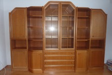 Hülsta Kirschbaum Wohnwand Schrank Wohnzimmer mit Beleuchtung