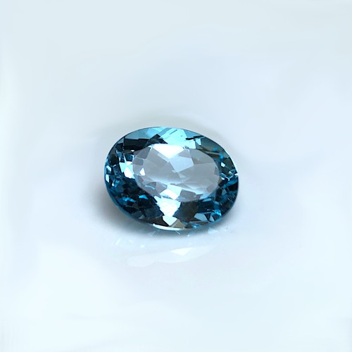 Blautopas swiss blue