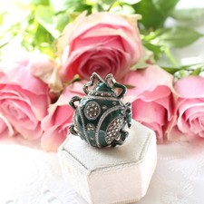 Außergewöhnlicher massiver