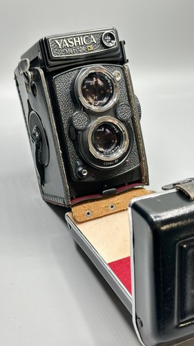 Yashica mat 124g tlr - mat-124g,