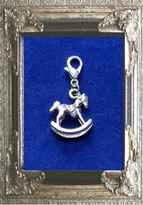 CHARM ANHÄNGER SCHAUKELPFERD