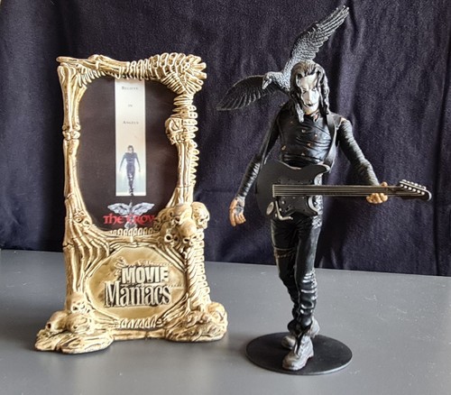 Figur the crow - -,