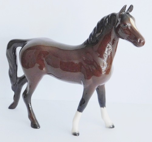 Porzellanfigur pferd braun - pferd,