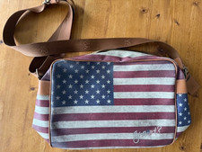 Handtasche, Marke  Y Not?  Kunststoff USA Flaggenmuster In Blau - gut erhalten