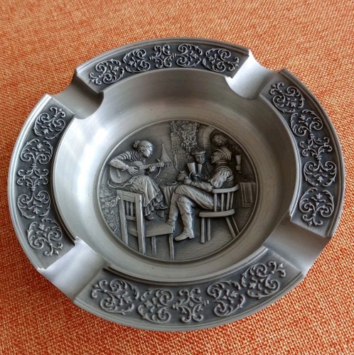 Vintage aschenbecher aus - vintage-aschenbecher,