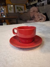 Rote Espressotasse mit
