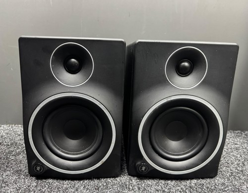 Mackie mr5 mk3 powered monitor - mr5,