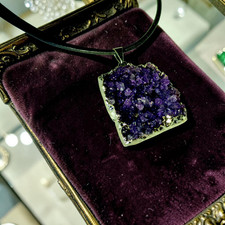 Amethyst Anhänger 3×3 cm •