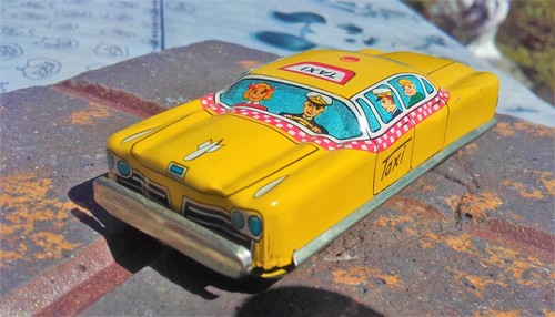 Tin toy chevrolet taxi - tin,