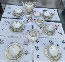 Krautheim Wiesengrund Teeservice Teekanne + Platzset Gestickt Uroma Kaffeekanne