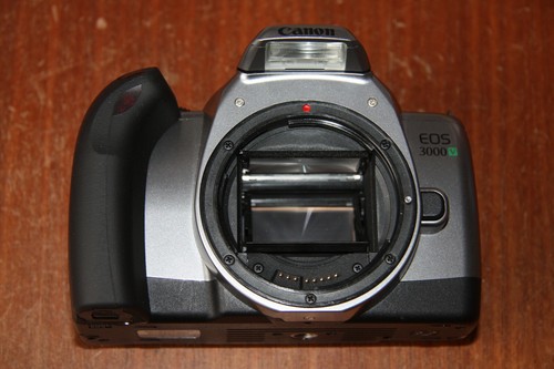Canon eos 3000v - canon,