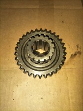 Güldner ZF A-208 Getriebe Welle Zahnrad 2032315003ZP6 30 Zähne 