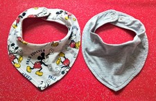 Baby 2er Set Lätzchen Spucktuch Halstuch m. Micky Maus + Grau Gr. 6-18 Mon.