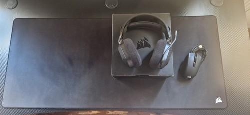 Corsair hs80 rgb - corsair,