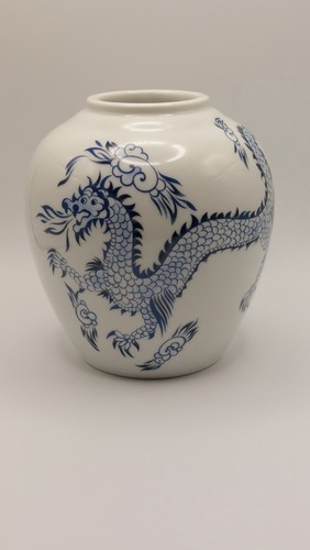 Porzellanvase mit