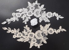 SPITZE APPLIKATION Weiß