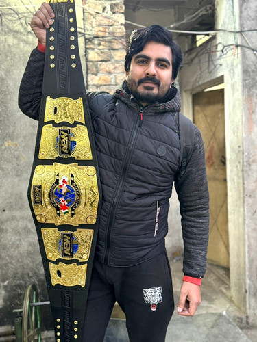 Aew international wrestling - aew,