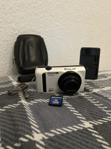 Casio exilim zr100 - casio, ex-zr100