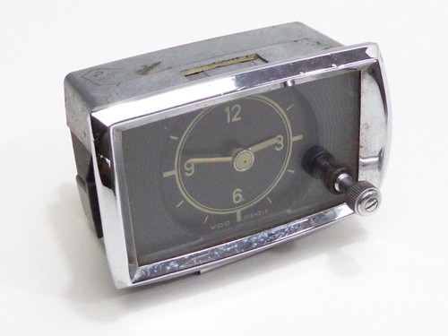 Mercedes 180 ponton - mercedes, uhr