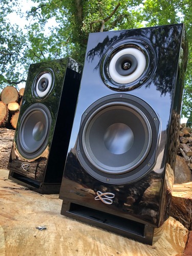 Cabasse bora black - black, lacquer