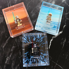 ShowCase Minifiguren Display mit Hintergrund, Vitrine passend für LEGO® Figuren