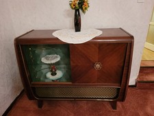 Musiktruhe 1950iger Jahre mit Radio und Plattenspieler, aber vermutlich defekt