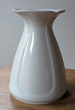 Vintage: Rein weiße Vase von