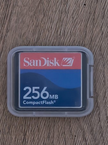 Compactflash memory card - memory,