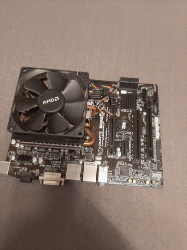 Mainboard gigabyte - mainboard,