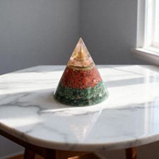 Orgonit Kegel Pyramide mit