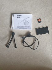 Olympus SZ-11, Stativ, Ladekabel,  Bedienungsanleitung 