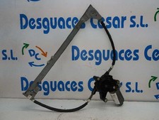 110819 FENSTERHEBER VORNE