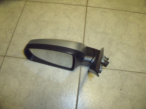Linker elektrischer