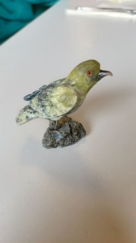Halbedelstein figur grüner - figur,