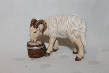 Krippenfigur Massiv  "WIDDER MIT EIMER"  Original KOSTNER/Mahlknecht  12 cm Holz