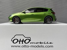Ford Focus Mk5 ST Phase 2 OttOmobile OT450 1:18 Limitiert